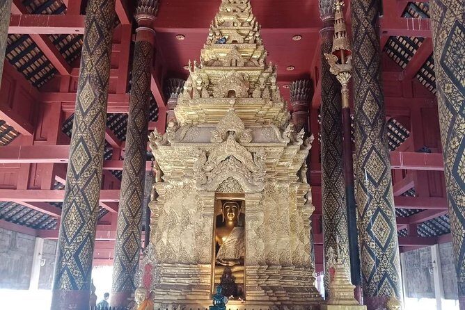 1 day Private Tour to Unseen Temple in Lampang - Lunch break that doesn’t feel like a trap