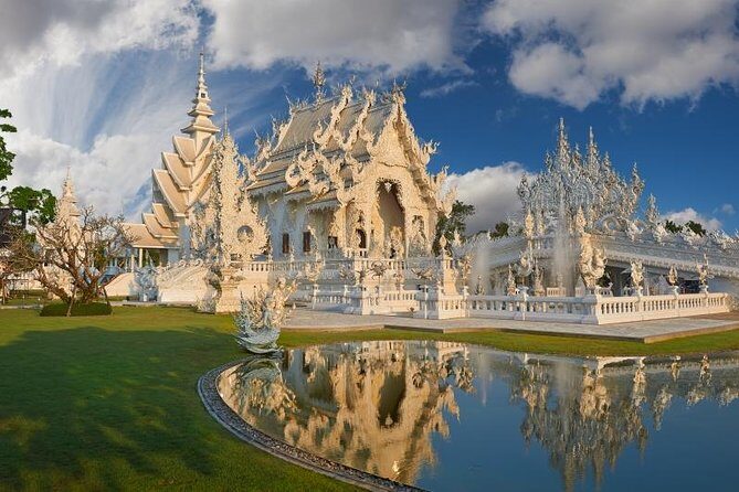 2-Day Best of Chiang Rai from Chiang Mai Private Package - Golden Triangle and the Laos Boat Trip: Day 2’s Big Moment