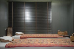 2 Hrs The Home Recommend Sense of Him - Free Transportation - Inside The Home: changing clothes, pre-massage prep, and what to expect