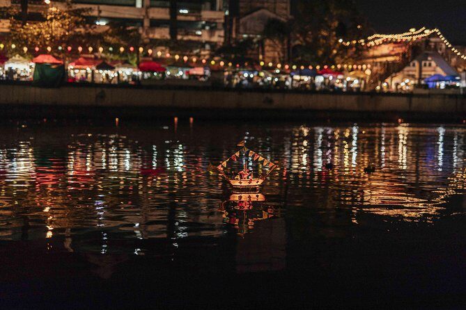A Magical Evening in Chiang Mai: Private City Tour - The temple run: Wat Phra Singh then Wat Phan Tao