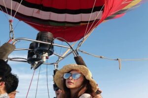 Chiang Mai Balloon Adventure: Classic Basket Balloon Ride - What you’ll actually see: Chiang Mai skyline, San Sai, and a hilltop temple