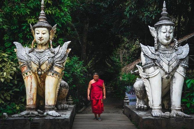 Chiang Mai Best City Tour with Doi Suthep & Iconic Temples - Stop 2: Wat Phra That Doi Suthep and the viewpoint payoff