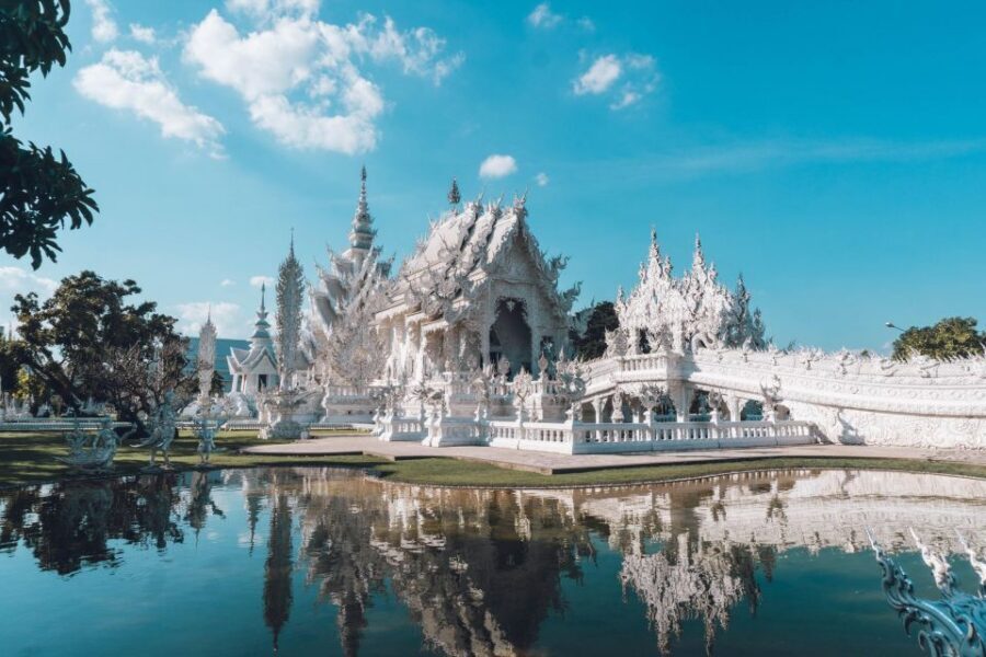 Chiang Mai: Chiang Rai Temples & Black House Discovery Tour - A One-Day Jump from Chiang Mai to Chiang Rai