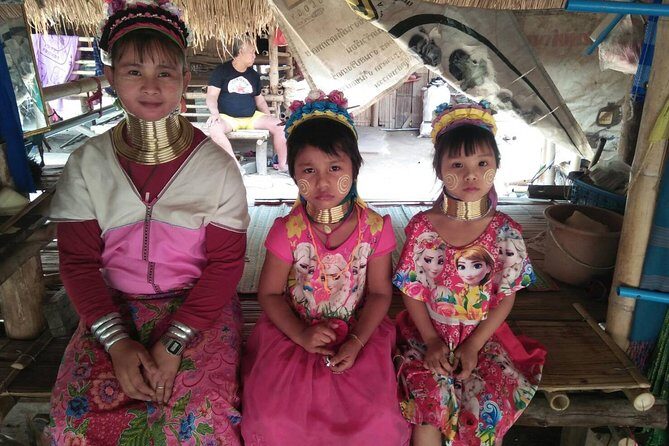 Chiang Mai-Chiang Rai:White-Black-Blue Temple-Golden Triangle-Keren-Boat Trip - The 7:00 AM Pickup Reality Check (and Why It Can Feel Longer)