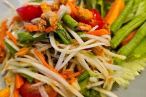 Chiang Mai - Doi Suthep Temple and Street Food Tour - What you’ll actually eat: the kinds of Thai street-food dishes included
