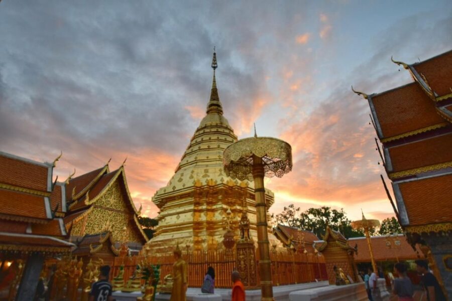 Chiang Mai: Doi Suthep & Wat Umong Twilight Tour with Pickup - Key things you’ll notice on this twilight temple loop