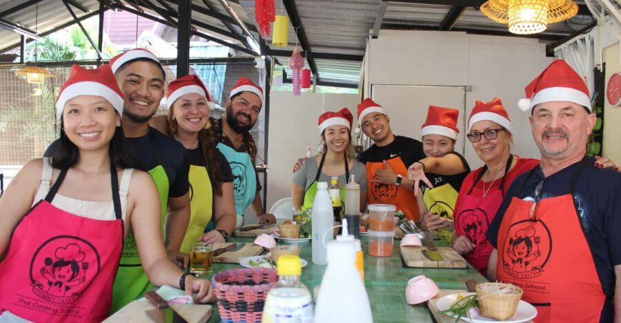 Chiang Mai: Half Day Evening Cooking Class with Market Tour - Key reasons this class works so well