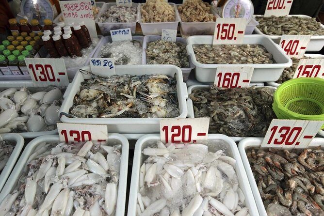 Chiang Mai Michelin Food Walking Tour with Professional Tour Guide - Quick hits