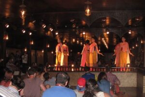 Chiang Mai Traditional Khan Toke Meal & Cultural Performance - Muang Mai Wholesale Market: Where Your Dinner Starts