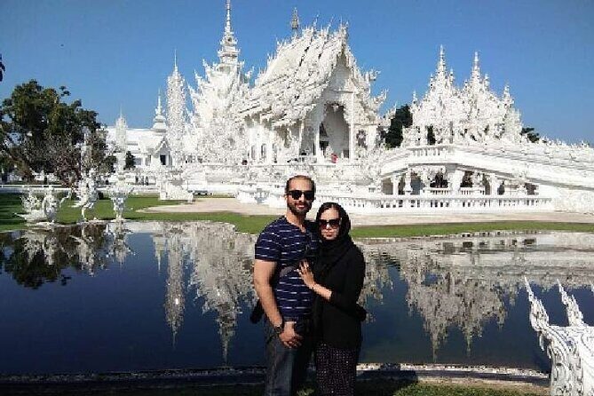 Chiang Rai Temples: Private Tour from Chiang Mai - Private guide perks: comfort, explanations, and photo help