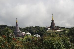 Doi inthanon National Park + 2Hour Fantastic Trekking with Lunch - Doi Inthanon National Park: The Trek Portion and What Moderate Means