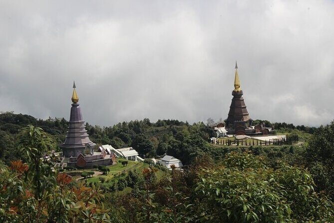 Doi inthanon National Park + 2Hour Fantastic Trekking with Lunch - Doi Inthanon National Park: The Trek Portion and What Moderate Means