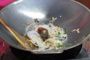 Morning Thai cooking class - Kad Kom Market: the 15–20 minute ingredient reset