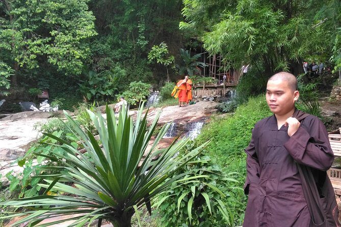 No.1 Chiang Mai: 3-Hour Monk Trail Hike to Wat Doi Suthep & Palad - Quick highlights before you lace up