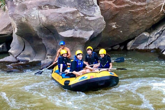 Safety whitewater rafting in Chiangmai by Khampan Rafting - Safety approach for “no experience” rafting days
