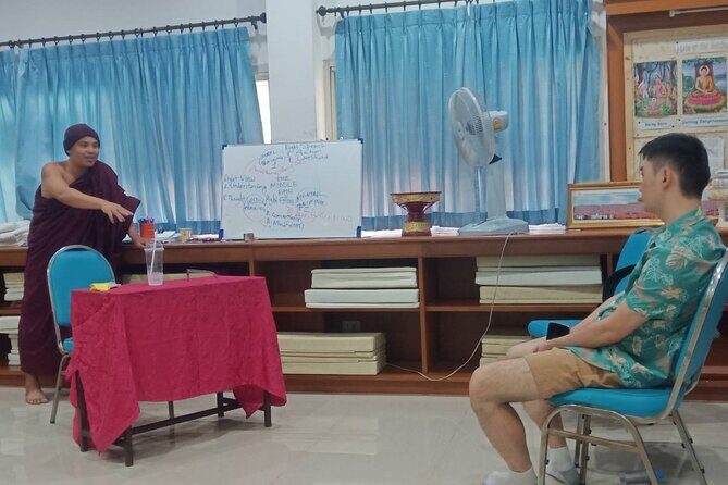 Talk to Buddhist monk & craft work in temple - Getting beyond temple walls: talking with local people